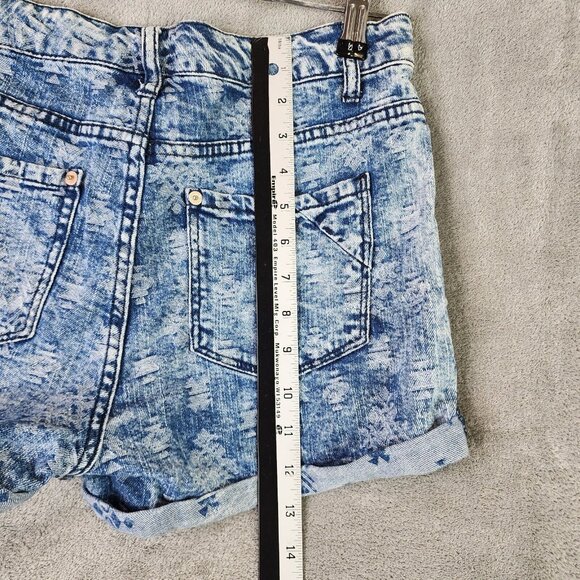 Womens Mossimo Denim High Rise Medium Wash Cuffed Textured Size 8 - Picture 8 of 9